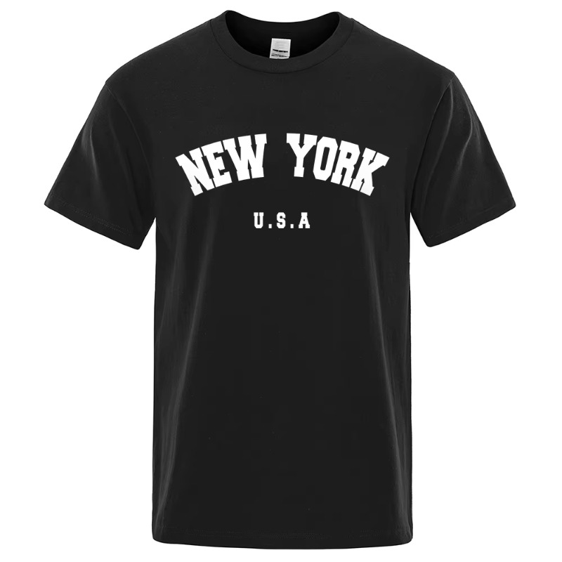 Street Style New York Fashion - U.S.A. New York USA City Street
