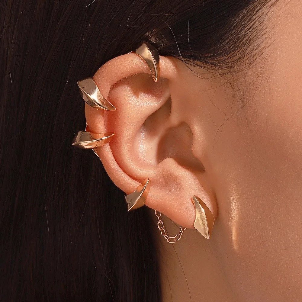 Dunkler Dämon Scharfe Zähne Oh – Street Fashion Earrings Bewertung und Preis