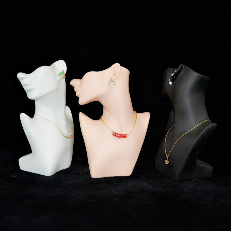 Weißer halber Mannequin-Kopf z – Street Fashion Earrings Bewertung und Preis