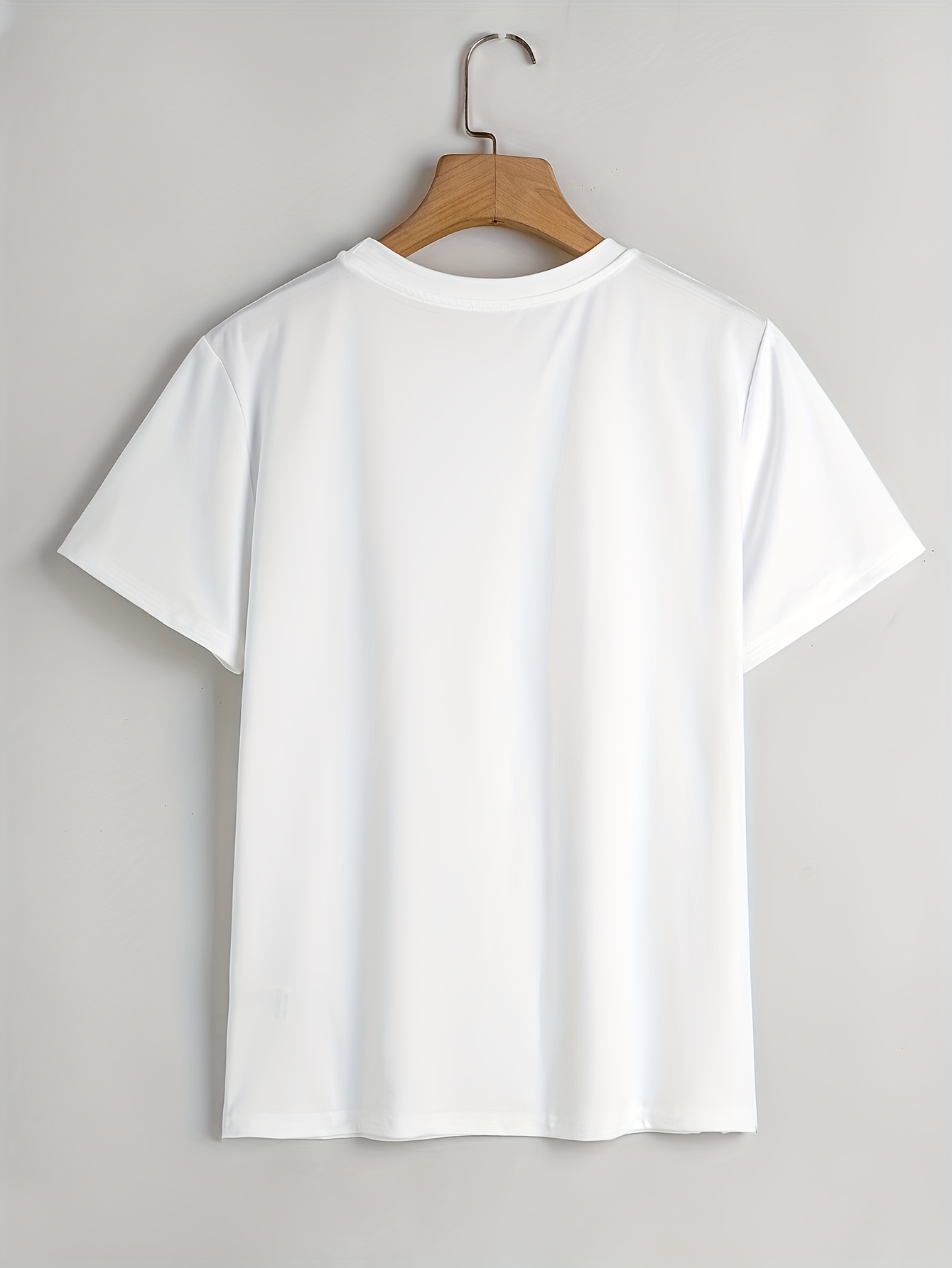 Lässiges Street-Style-Herren-T – Street Style New York Fashion Bewertung und Preis