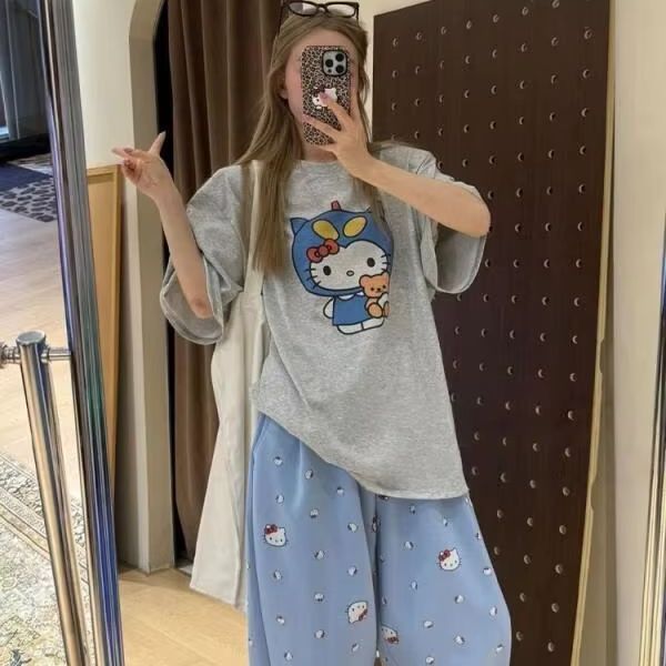 Kurzärmliges T-Shirt mit Hello – Street Fashion Us Bewertung und Preis